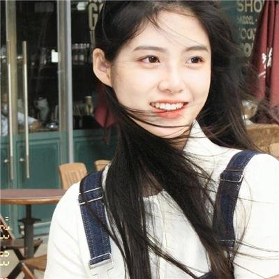 美女霓裳